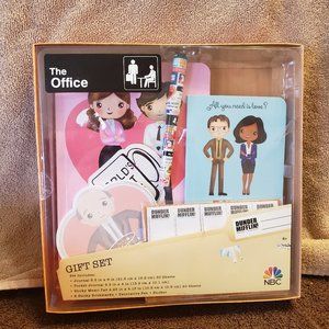 New in Box NBC Novelty The Office Desk Gift Pack Journals Pen Sticky Pads